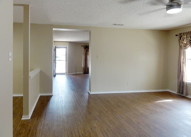 6730  Evercrest, San Antonio, TX 78239 — photo 9