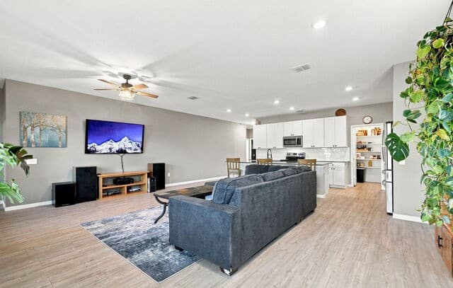 13215  Turnesa Ter, San Antonio, TX 78221 — photo 15