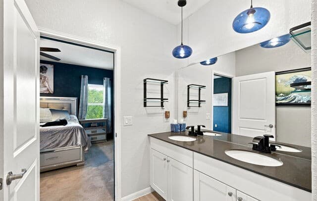 13215  Turnesa Ter, San Antonio, TX 78221 — photo 24