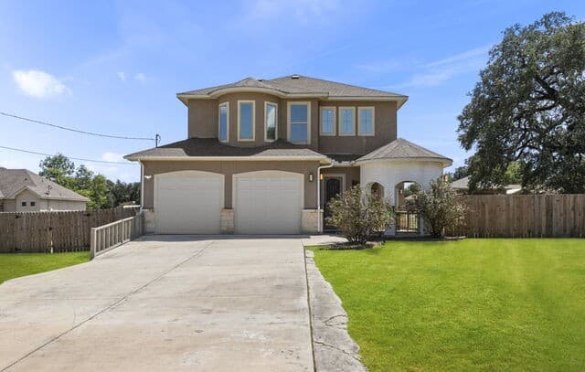 7606  Triple Leaf, China Grove, TX 78263 — photo 2