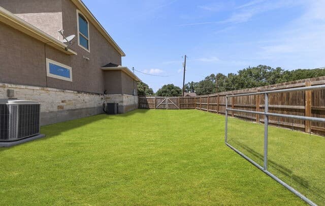 7606  Triple Leaf, China Grove, TX 78263 — photo 25