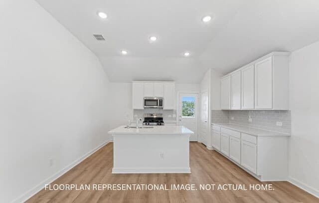 8818  Partida, San Antonio, TX 78222 — photo 10
