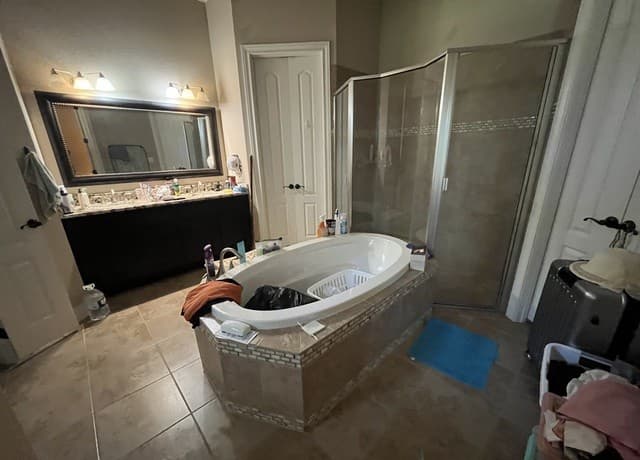 828  Martingale, Bandera, TX 78003 — photo 11