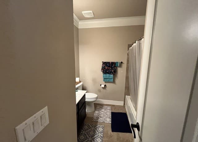 828  Martingale, Bandera, TX 78003 — photo 15