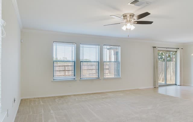 4515  Wrangler Vw, San Antonio, TX 78223 — photo 5
