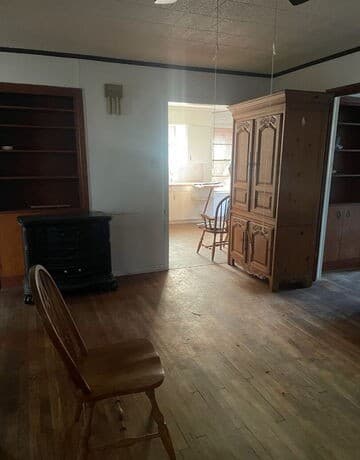 411 S Trevino St, Pearsall, TX 78061 — photo 6