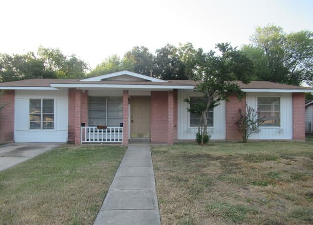 3415 Willowwood