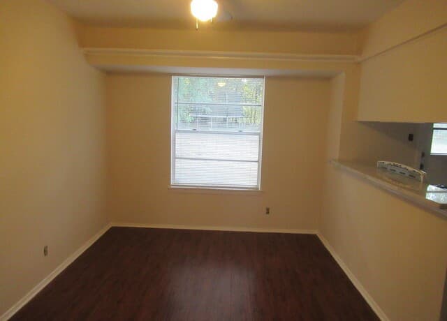 3415  Willowwood, San Antonio, TX 78219 — photo 4