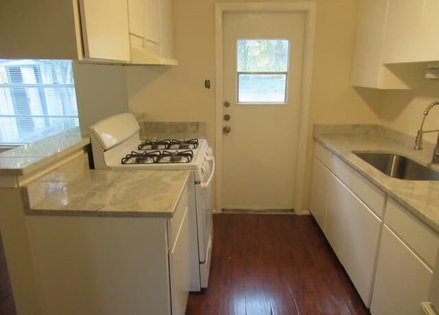 3415  Willowwood, San Antonio, TX 78219 — photo 9