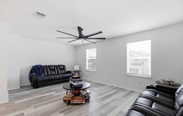 10643 W MILITARY DR unit 13, San Antonio, TX 78251 — photo 17