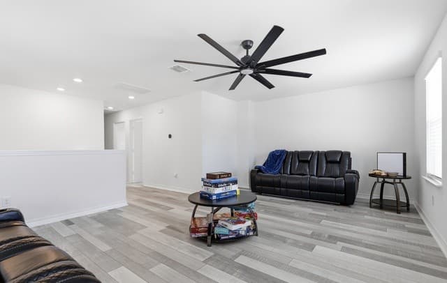 10643 W MILITARY DR unit 13, San Antonio, TX 78251 — photo 18