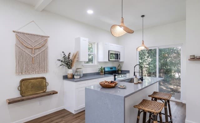735  Gulf, San Antonio, TX 78202 — photo 4
