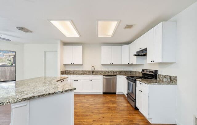 8507  Park Olympia, Universal City, TX 78148 — photo 15