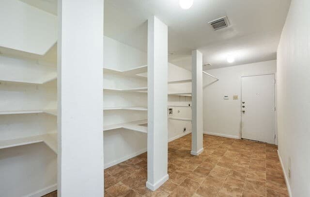 8507  Park Olympia, Universal City, TX 78148 — photo 17