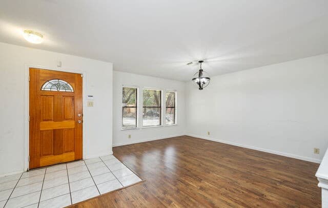 8507  Park Olympia, Universal City, TX 78148 — photo 5