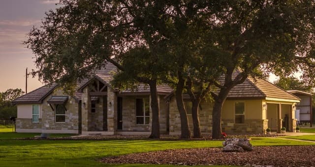140  Sattler, Spring Branch, TX 78070 — photo 4