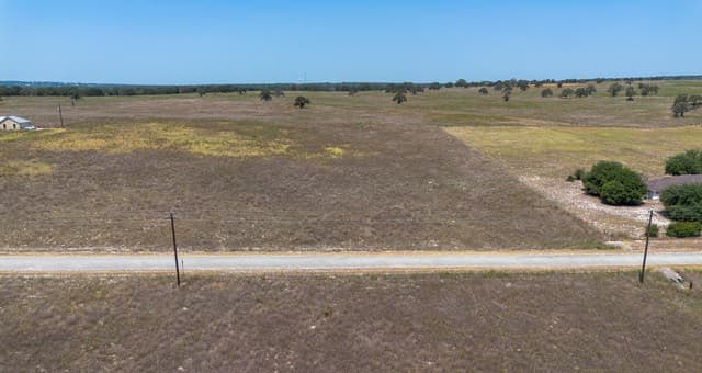 202  Scenic Hills Drive, La Vernia, TX 78121 — photo 4