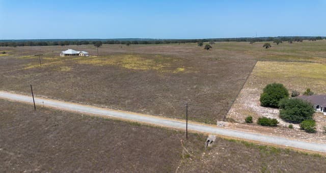202  Scenic Hills Drive, La Vernia, TX 78121 — photo 6