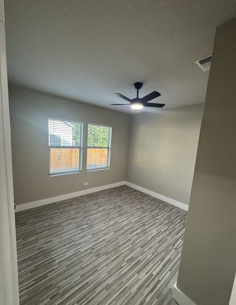 854  Canton, San Antonio, TX 78202 — photo 5