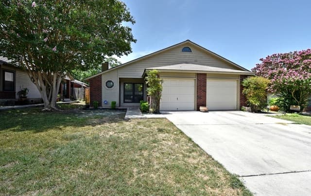 3412  Ridge Ash