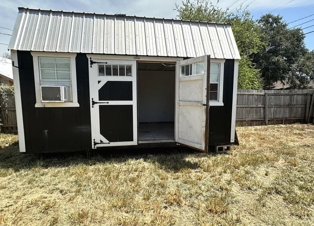 907  Dove Ave., Devine, TX 78016 — photo 13