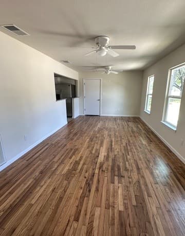 907  Dove Ave., Devine, TX 78016 — photo 2