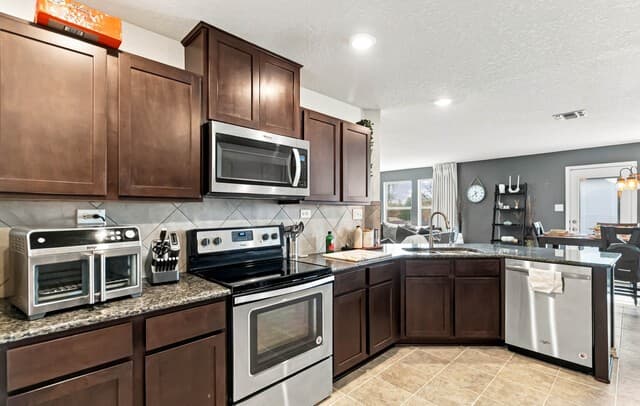 2409  Cotton Forrest, San Antonio, TX 78244 — photo 10