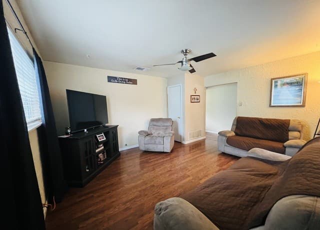 311  Riverdale, San Antonio, TX 78228 — photo 5