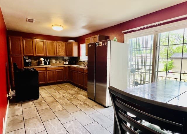 311  Riverdale, San Antonio, TX 78228 — photo 7