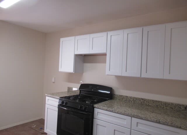 702  Longleaf St, San Antonio, TX 78219 — photo 5