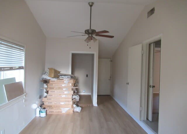 702  Longleaf St, San Antonio, TX 78219 — photo 7
