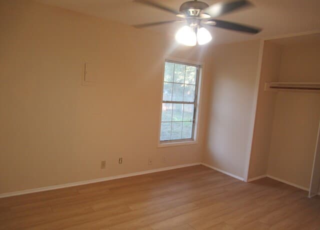 702  Longleaf St, San Antonio, TX 78219 — photo 8