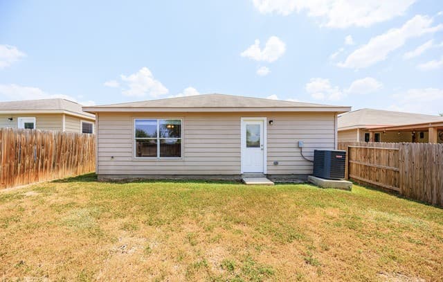 11235  Pecan Cyn, San Antonio, TX 78252 — photo 23