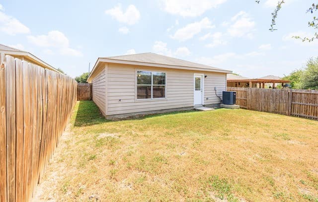 11235  Pecan Cyn, San Antonio, TX 78252 — photo 24