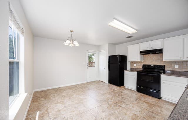 11235  Pecan Cyn, San Antonio, TX 78252 — photo 7