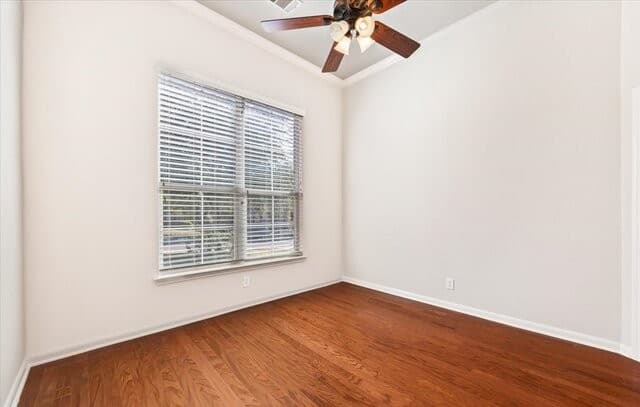 19511  Highgrove Ln, San Antonio, TX 78258 — photo 14