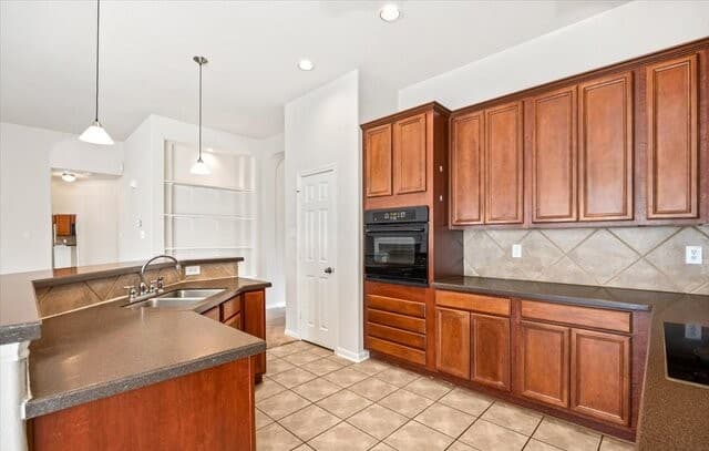 19511  Highgrove Ln, San Antonio, TX 78258 — photo 20