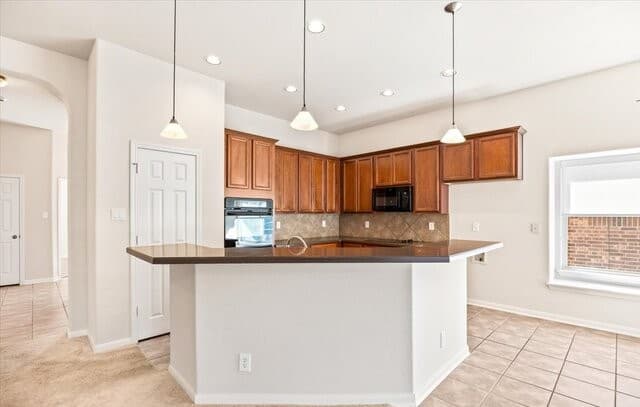 19511  Highgrove Ln, San Antonio, TX 78258 — photo 23