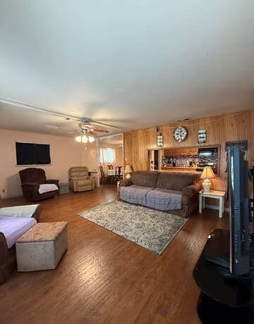 6007  Stonybrook Dr, San Antonio, TX 78242 — photo 2