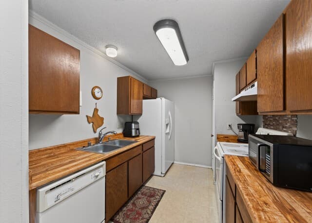 3310  Stoney Star, San Antonio, TX 78247 — photo 8