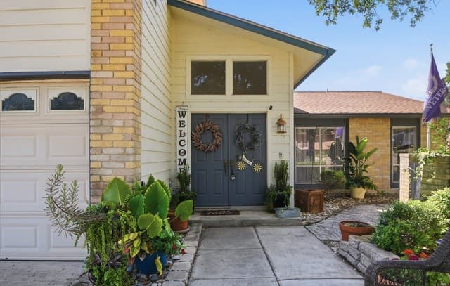 7952  Splintered Oak, Live Oak, TX 78233 — photo 3
