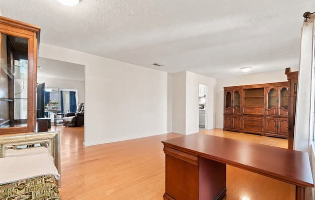 7952  Splintered Oak, Live Oak, TX 78233 — photo 5