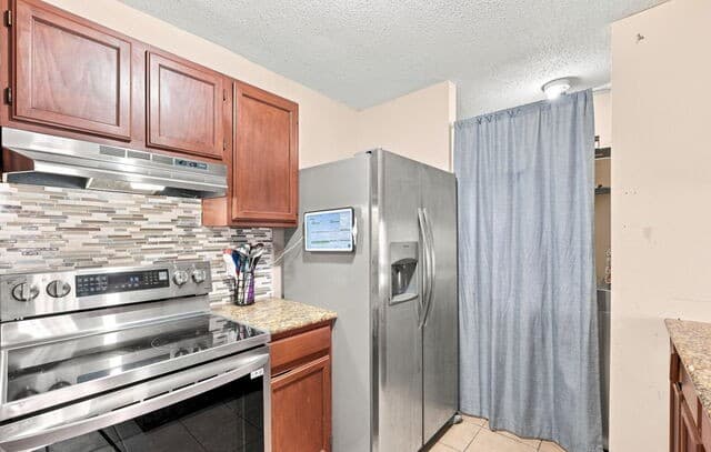 11710  Spring Ridge Dr, San Antonio, TX 78249 — photo 10