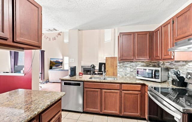 11710  Spring Ridge Dr, San Antonio, TX 78249 — photo 9