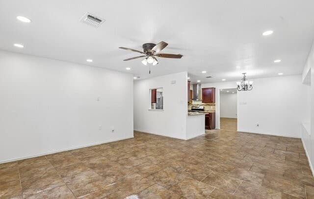5614  Timber Trace St, San Antonio, TX 78250 — photo 12