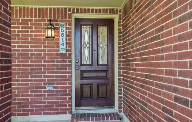 5614  Timber Trace St, San Antonio, TX 78250 — photo 2