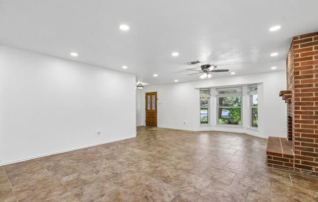 5614  Timber Trace St, San Antonio, TX 78250 — photo 6