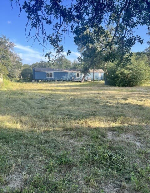 149  Longhorn Rd, Stockdale, TX 78160 — photo 2