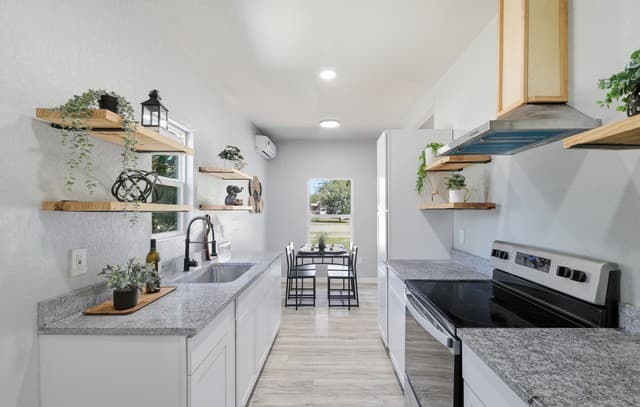 146  Isabel St, San Antonio, TX 78210 — photo 14