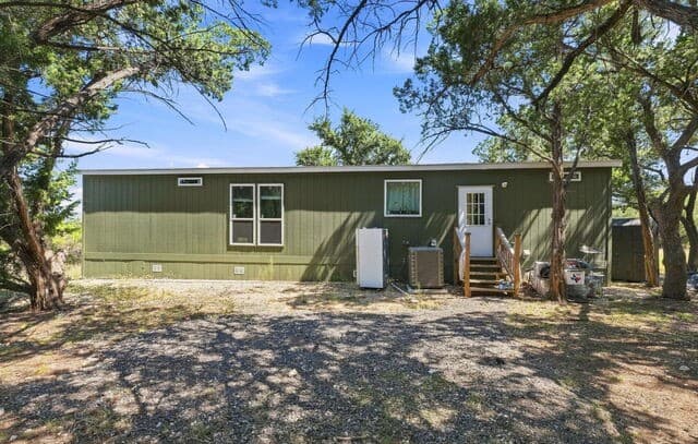 133  Canyon Lake Dr, Bandera, TX 78003 — photo 23